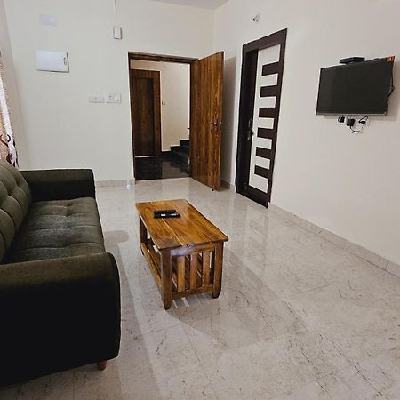Vensa Homestay Пурі Екстер'єр фото